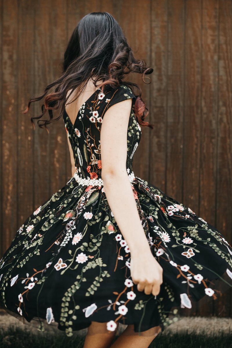 V-Neck Floral Homecoming Dresses with Beaded Waist