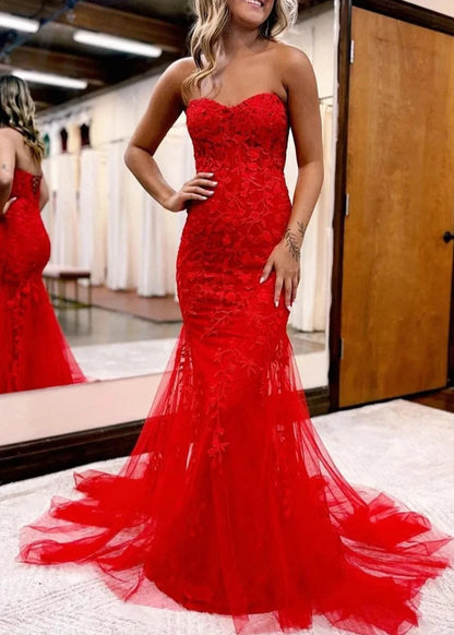 Mermaid Sweetheart Neck Lace Long Prom Dresses with Appliques