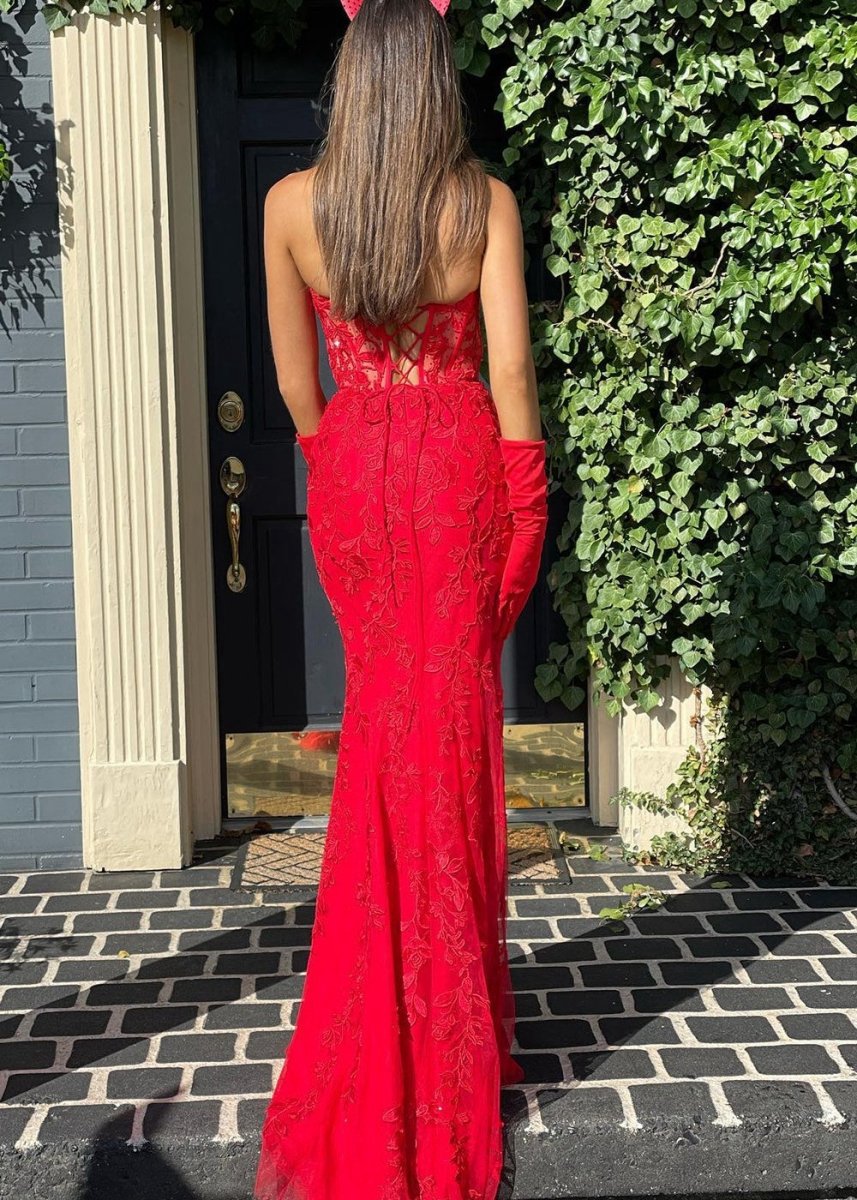 Mermaid Sweetheart Neck Lace Long Prom Dresses with Appliques