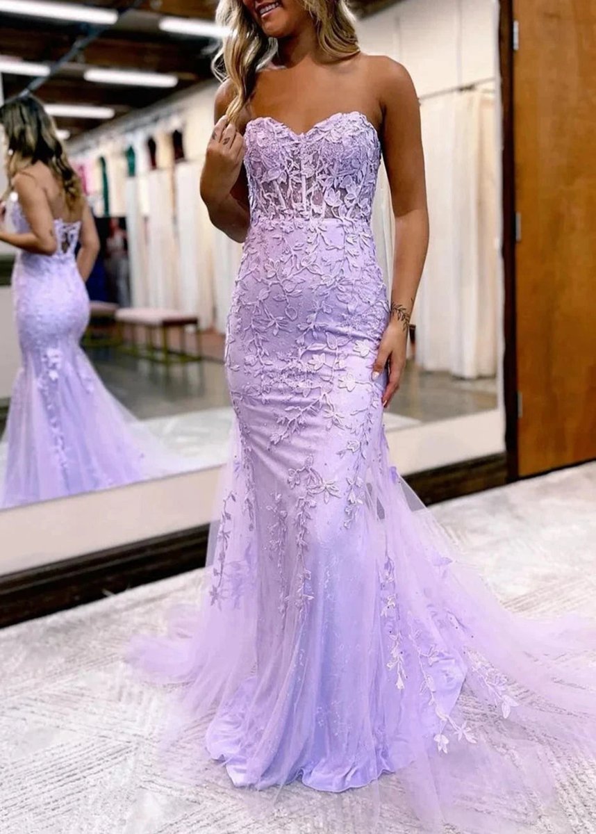 Mermaid Sweetheart Neck Lace Long Prom Dresses with Appliques