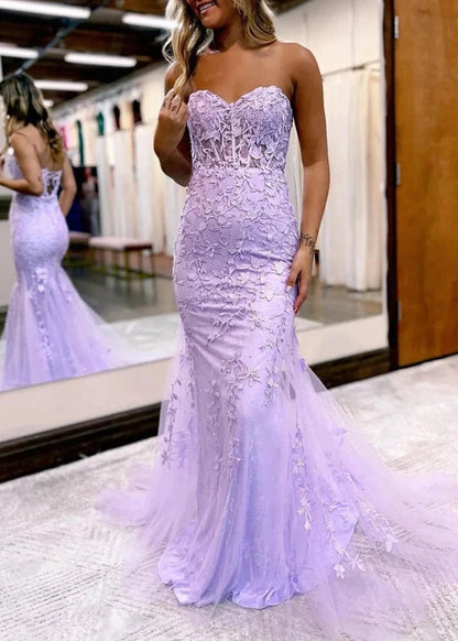 Mermaid Sweetheart Neck Lace Long Prom Dresses with Appliques