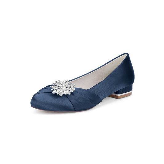Flat Shoes with Crystal Flower Decoration