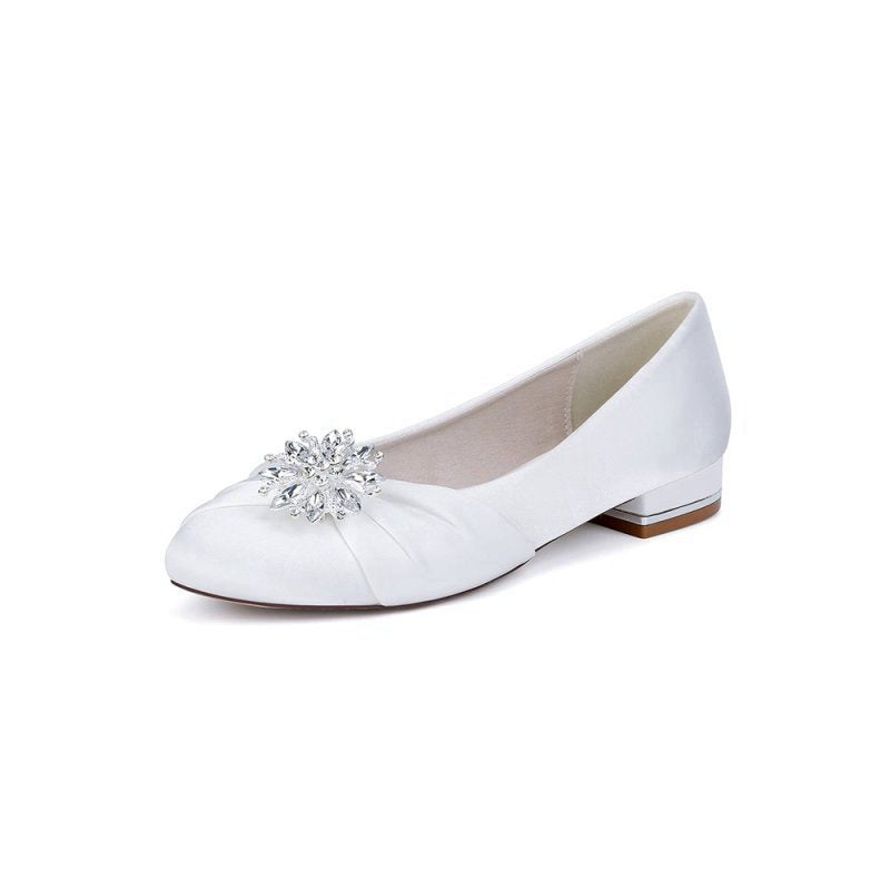 Flat Shoes with Crystal Flower Decoration