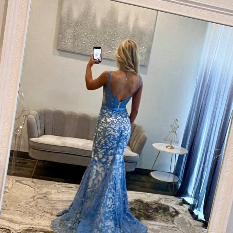 Gorgeous Mermaid Scoop Neck Lace Prom Dresses