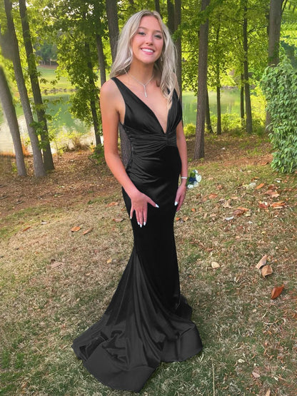 Plunge Satin Ruched Mermaid Prom Dresses