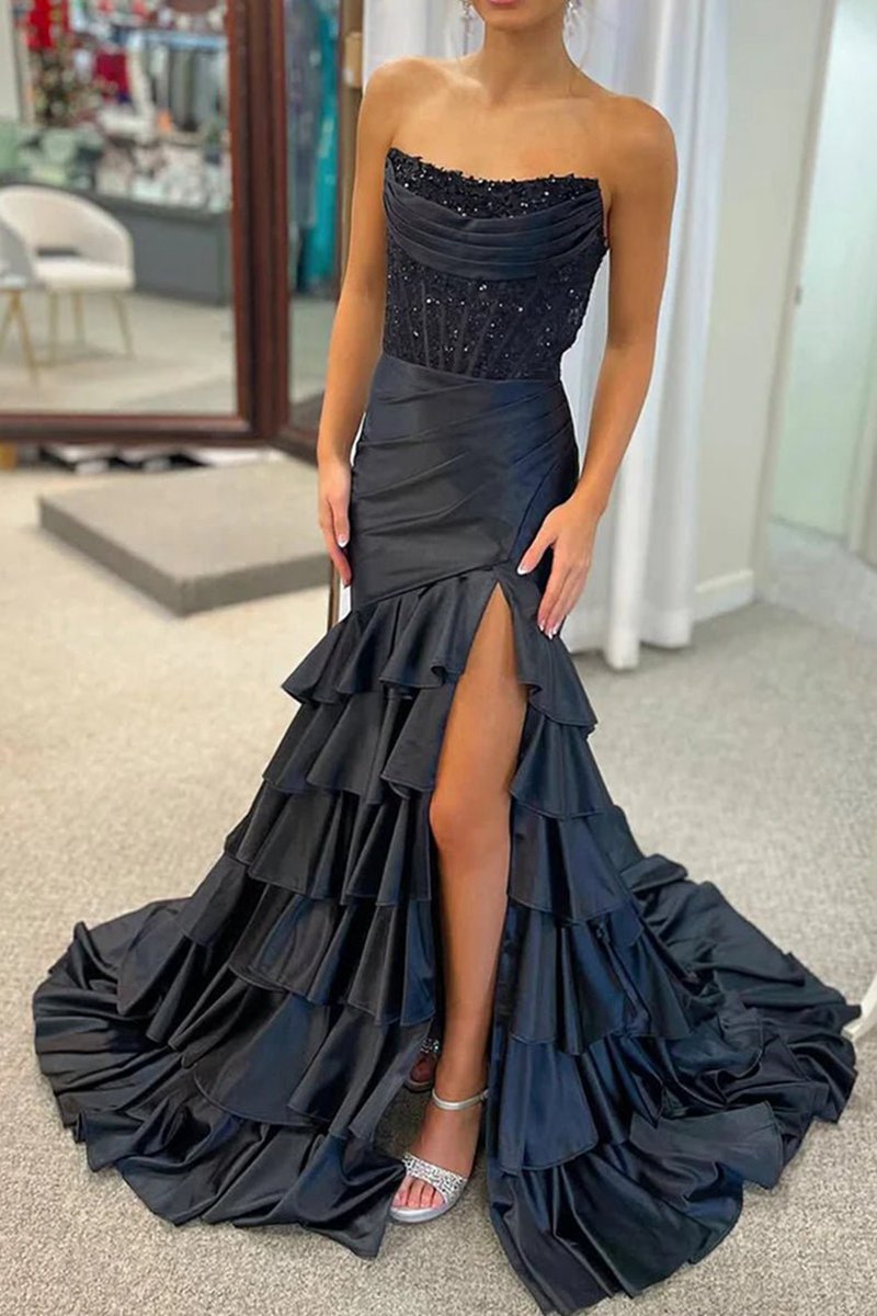 Charming Mermaid Strapless Satin Long Prom Dresses with Appliques