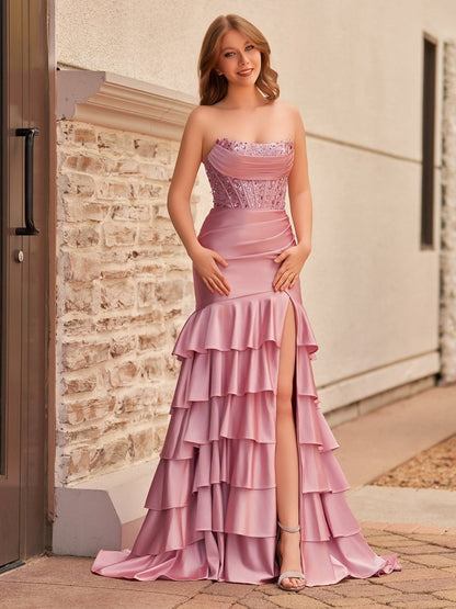 Charming Mermaid Strapless Satin Long Prom Dresses with Appliques
