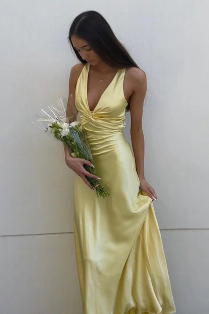 Halter V-Neck Pleated Satin Sleeveless Long Prom Party Dresses
