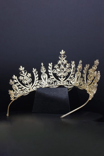 Silver Cubic Zirconia Tall Queen Round Tiara