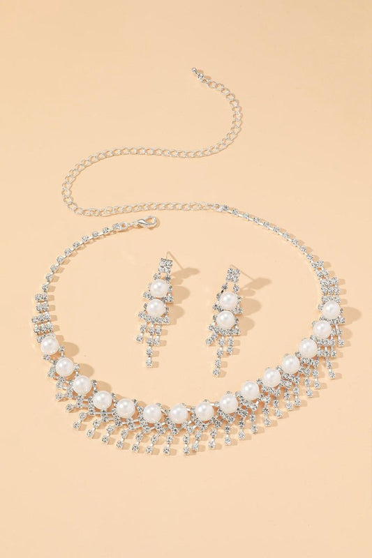 Vintage Pearl Rhinestone Necklace And Earrings Set