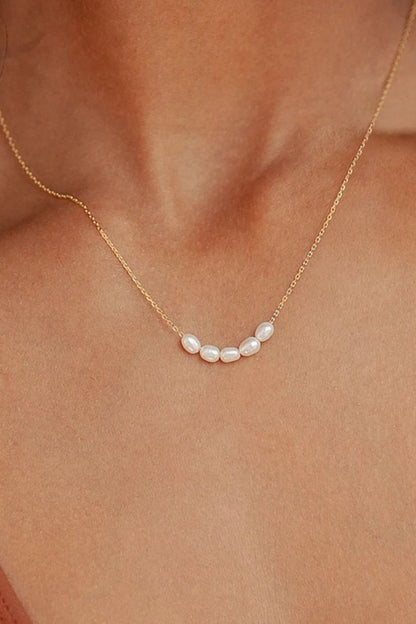 Pearl Pendant Necklace