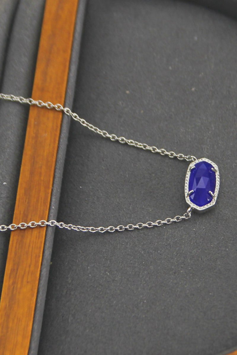 Oval Pendant Necklace