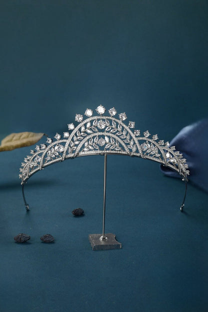 Women's Silver Regal Laurel Crowns