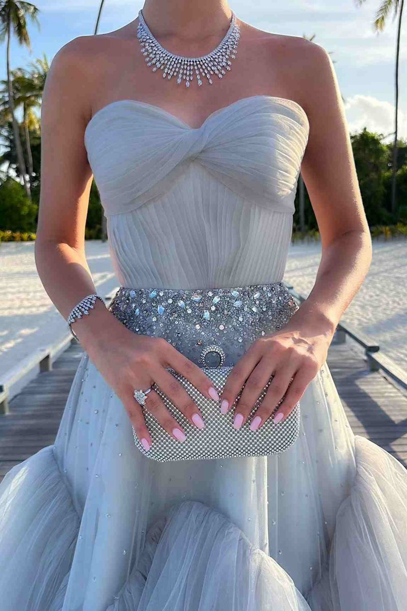 Strapless A-line Tulle Long Prom Dresses with Beading