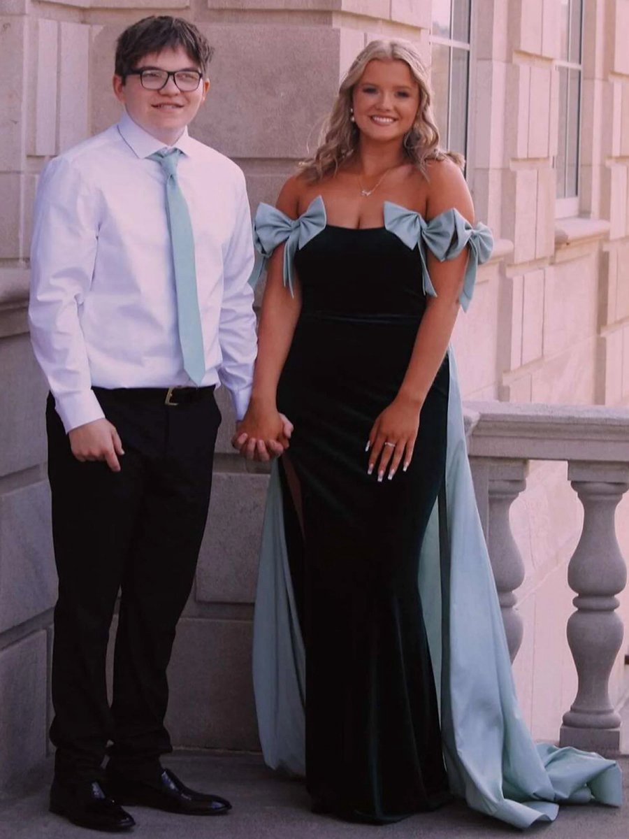 Off the Shoulder Mermaid Long Velvet Prom Dresses with Bows