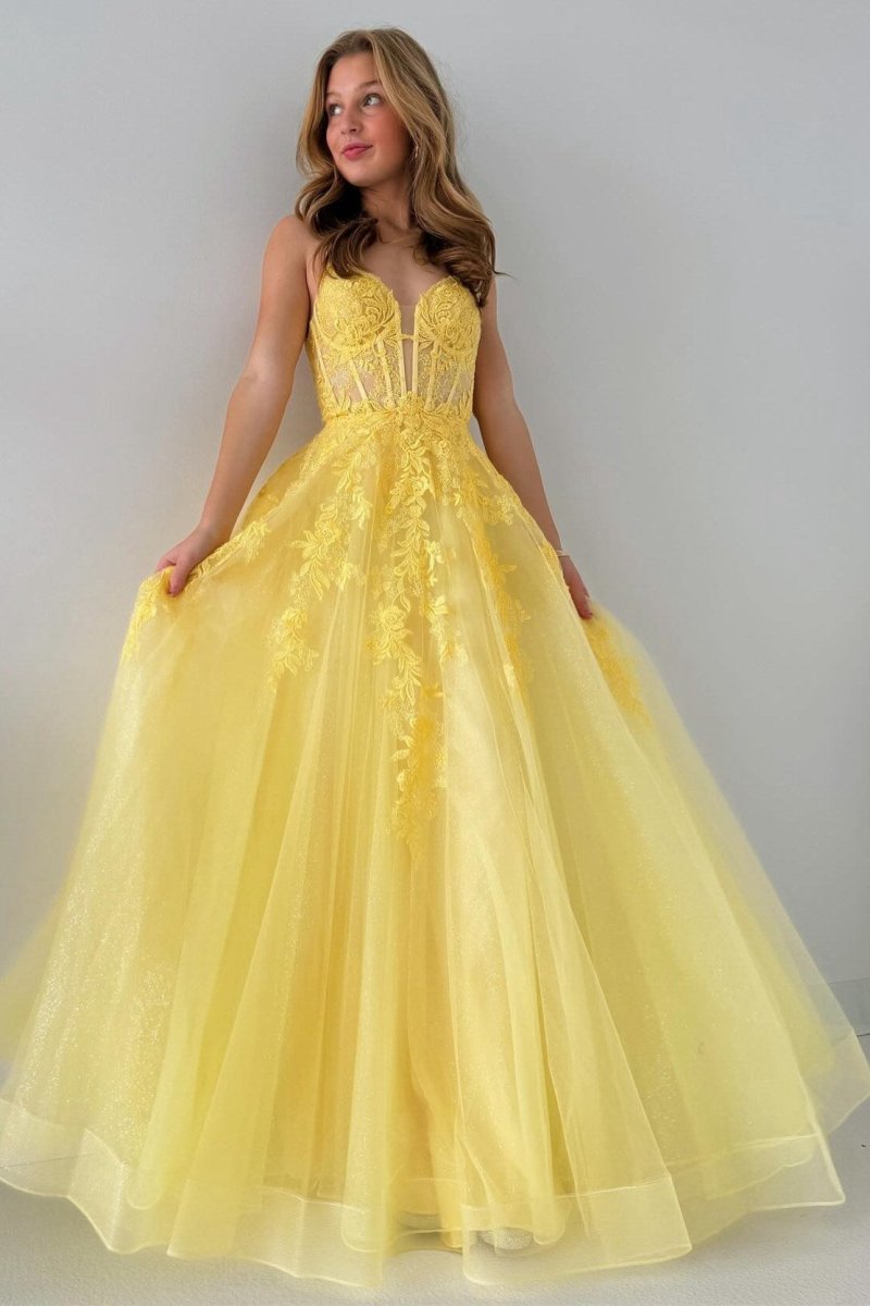 Tulle Appliques Lace-Up A-line Long Prom Dresses