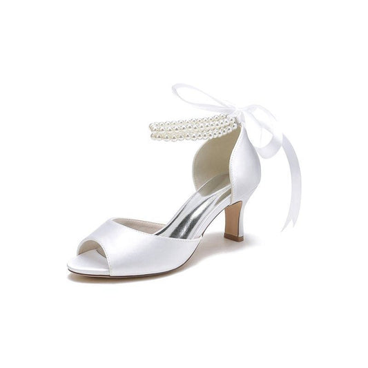 Chic Satin Heels Featuring a Pearl-Embellished Bow