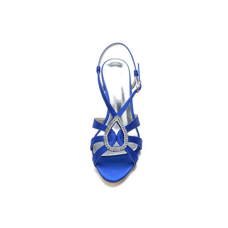 Chic Silk Sandals Featuring Decorative Metal Ring