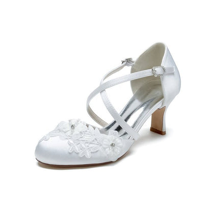 Sweet Round Toe Thin Strap Chunky Heels with Lace