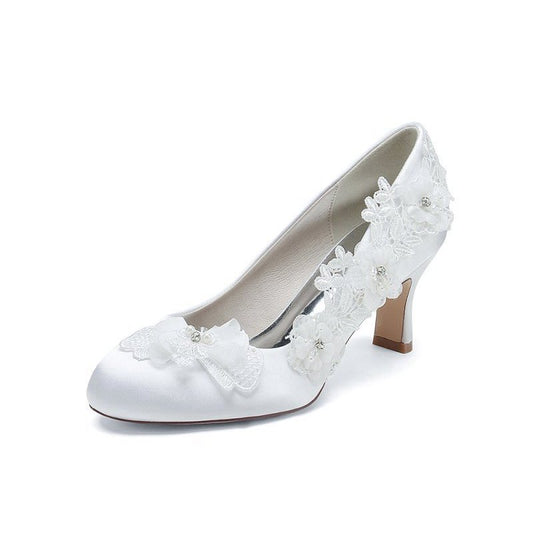 Lace Pointed Toe Chunky Heels with Beaded