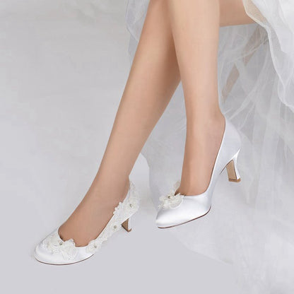 Lace Pointed Toe Chunky Heels with Beaded