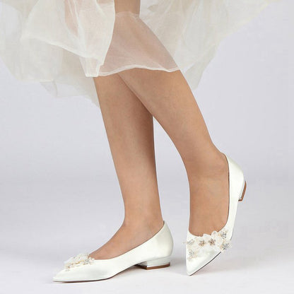 Elegant Pointed Toe Low Heels with Rhinestone Flower