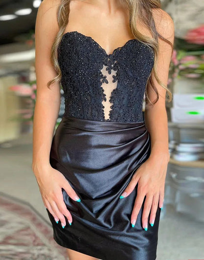 Sparkly Strapless Beaded Appliques Homecoming Dresses