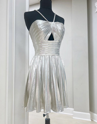 Gloden A-line Metallic Spaghetti Strap Pleated Homecoming Dresses
