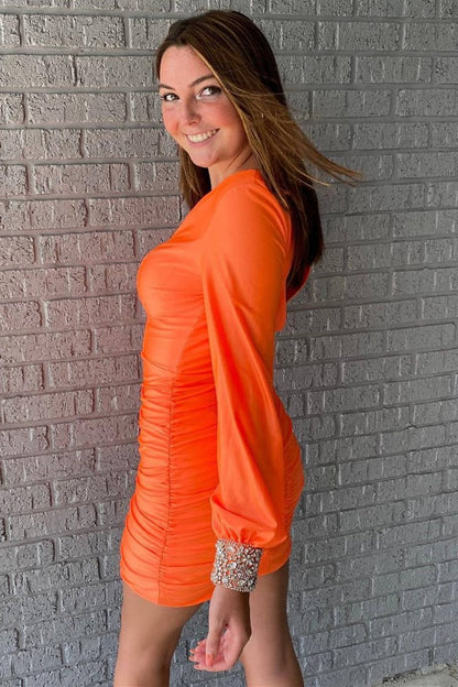 Elegant Long Sleeves Short Homecoming Dresses