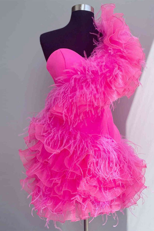 Ruffled Tulle Shoulder Short Homecoming Dresses with Feather