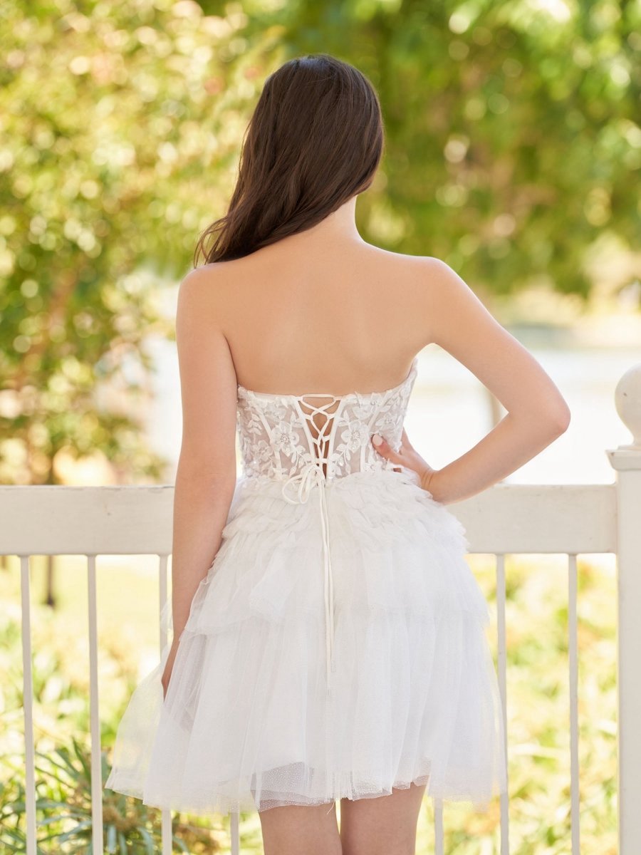 A-line Sweetheart Lace Short Homecoming Dresses
