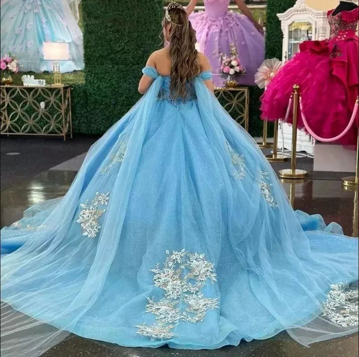 Ball-Gown Appliques Quinceanera Dresses with Cape