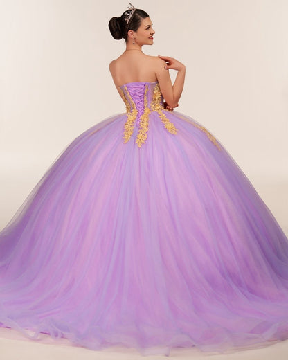 Sweetheart Sleeveless Quinceanera Dresses with Appliques