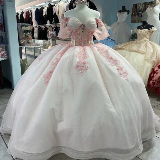 Ball-Gown Tulle Off-the-Shoulder Quinceanera Dresses with Appliques
