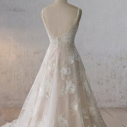 Boho A-line Lace Appliques Wedding Dresses