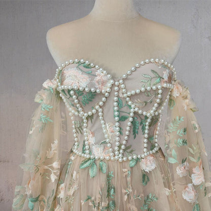 A-line Light Sweetheart Pearl Wedding Dresses