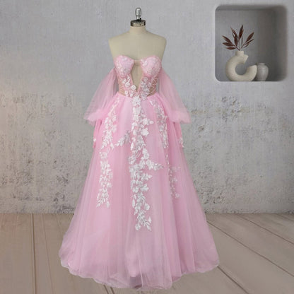 A-line Floral Appliques Polka Dots Wedding Dresses with Slit
