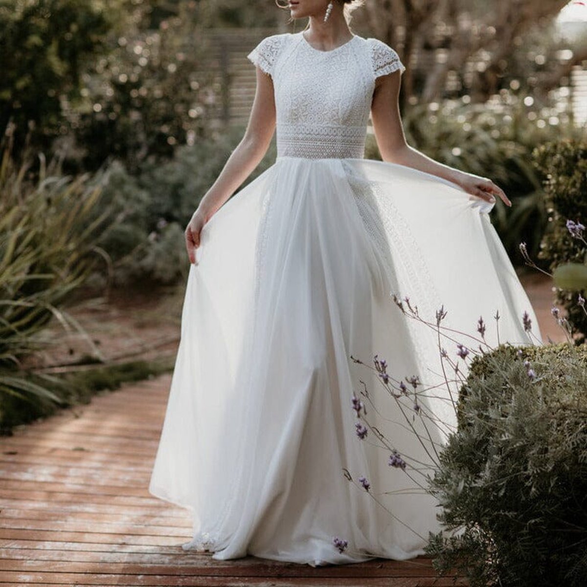 A-line Exquisite Lace Appliqued Cap Sleeves Wedding Dresses