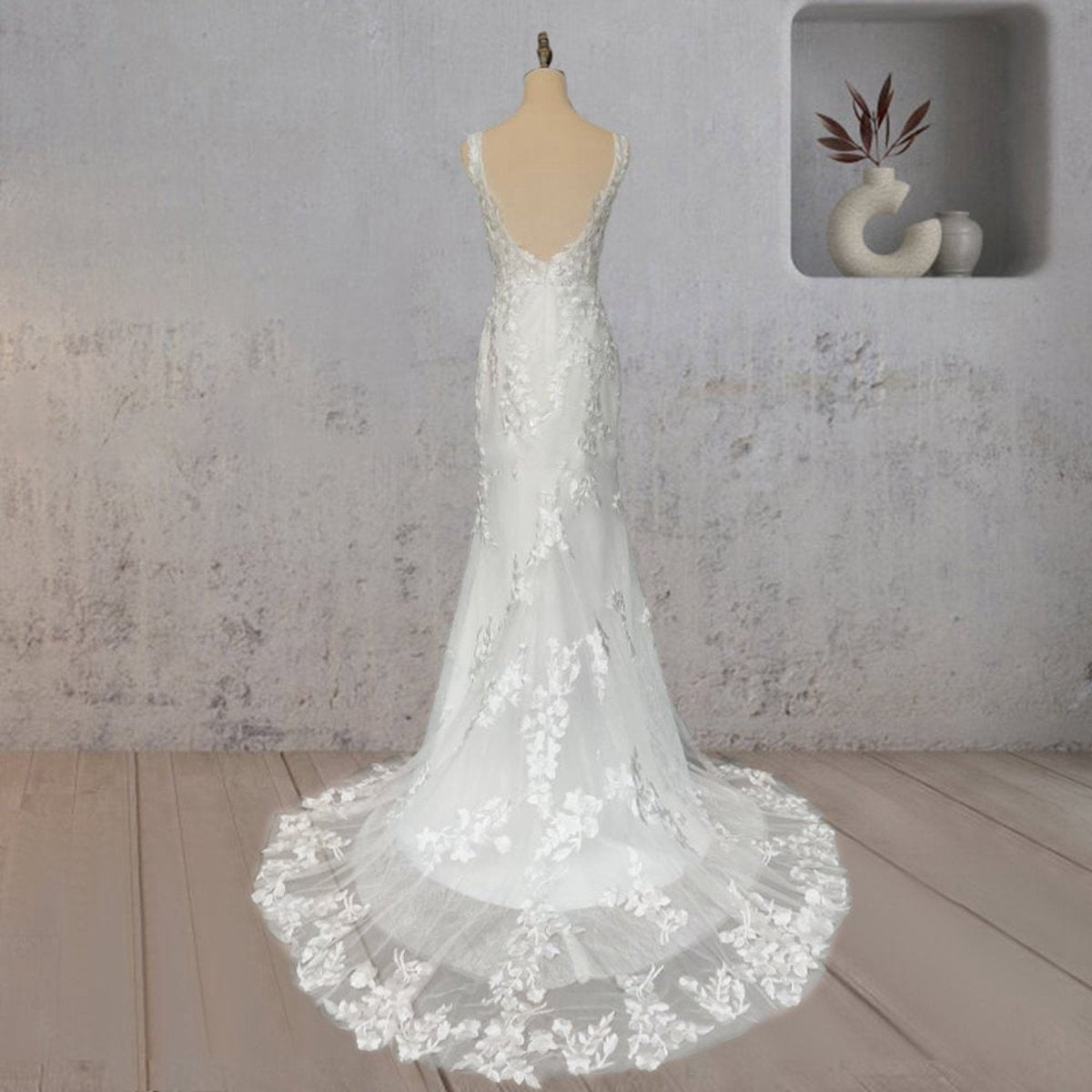 Mermaid Lace Illusion V Neck Sleeveless Backless Wedding Dresses