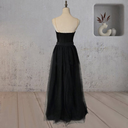 Tulle Delicate Spaghetti Straps Sweetheart Wedding Dresses
