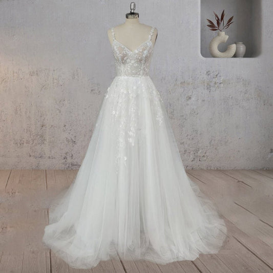 A-line Flower Appliqued Tulle Wedding Dresses