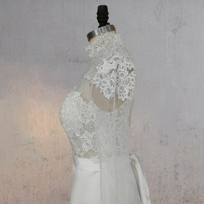 Mermaid Lace CoveButton Back Wedding Dresses