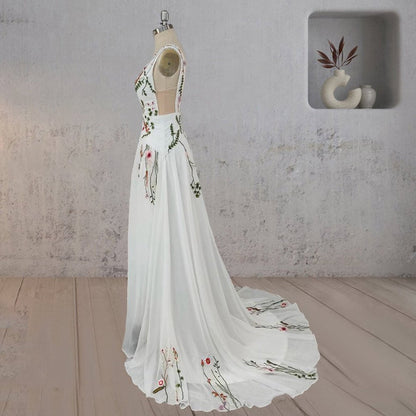 A-line Flower Appliqued Majesty Wedding Dresses