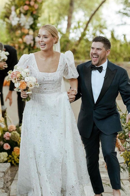 A-line Square Neck Vintage Lace Wedding Dresses