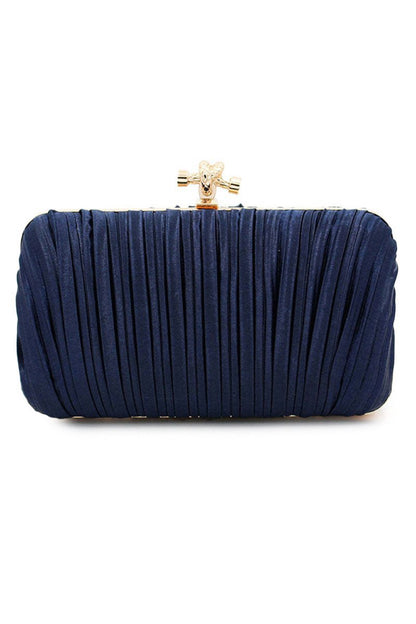 Graceful Chain Clutch Bag
