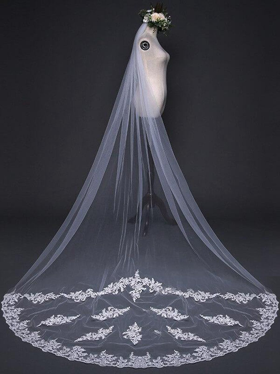 Simple One Tier White Cathedral Veils with Lace Train