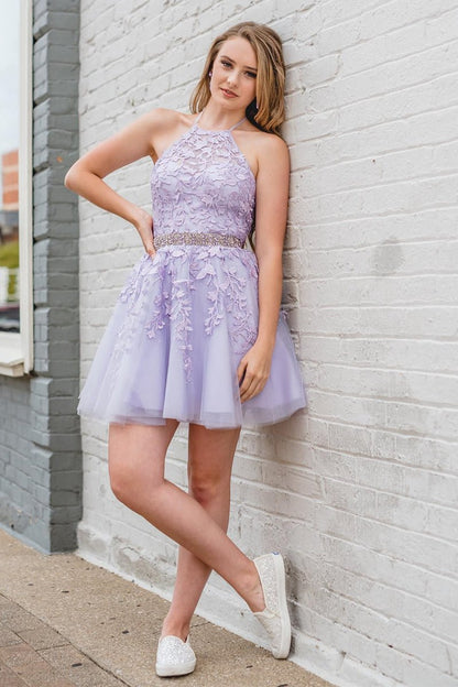 Halter Neck Short Lace Homecoming Dresses
