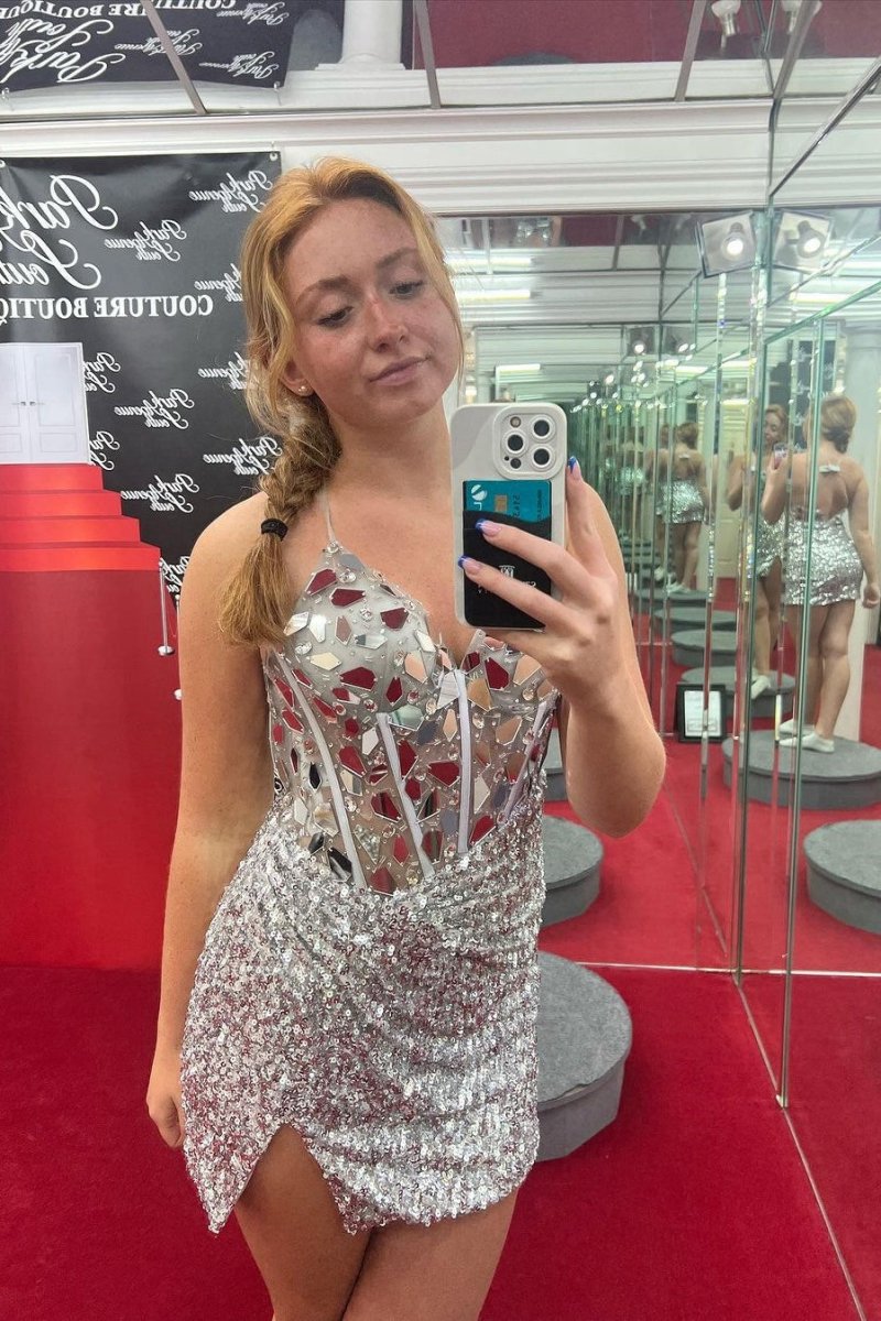 Mirror-Cut Sequins Halter Sheath V Neck Homecoming Dresses
