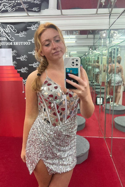 Mirror-Cut Sequins Halter Sheath V Neck Homecoming Dresses