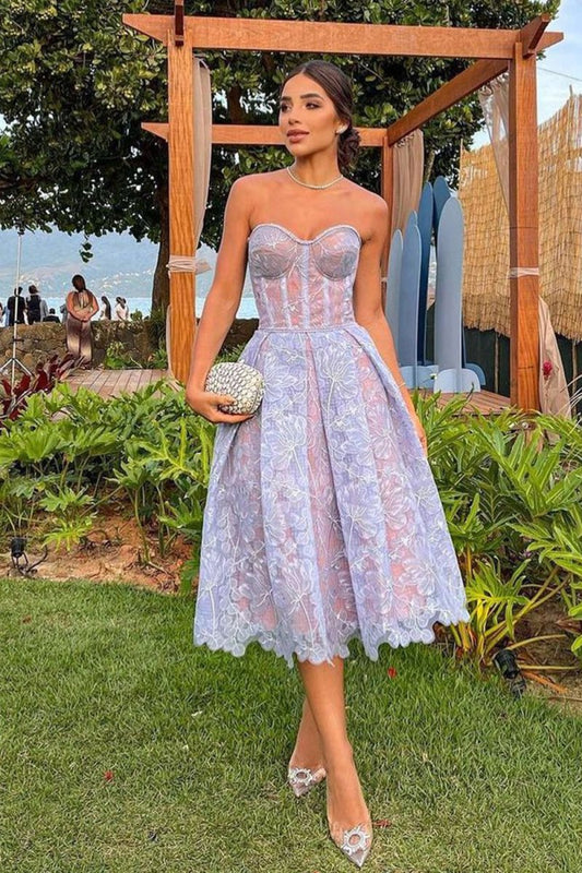 Sweetheart A-line Corset Party Dresses with Applique